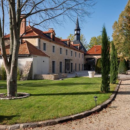 Loft Dans Le Clocher Face Au Chateau Bonnelles Exteriör bild